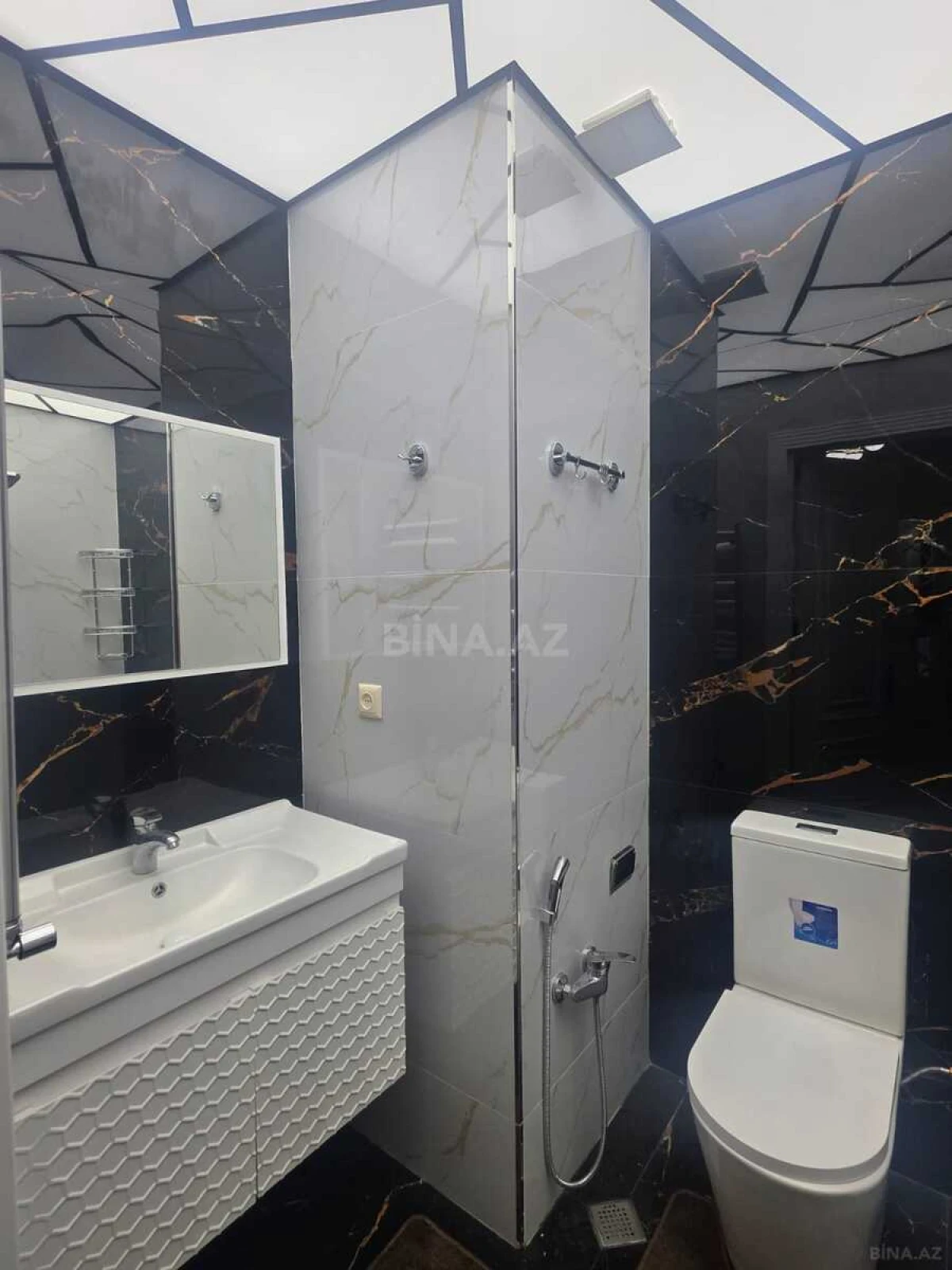 Satılır 2 otaqlı mənzil 50 m²