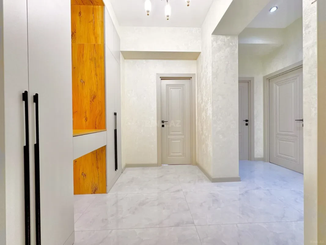 Satılır 3 otaqlı mənzil 63 m²