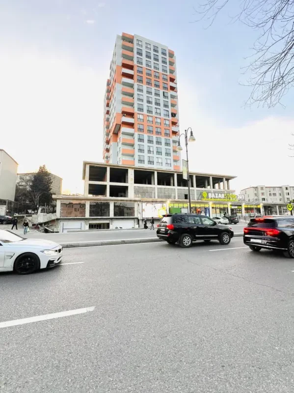 Kirayə verilir obyekt 262 m²