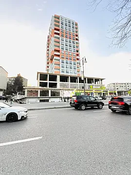 Kirayə verilir obyekt 262 m²