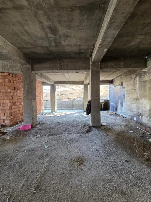 Kirayə verilir obyekt 262 m²