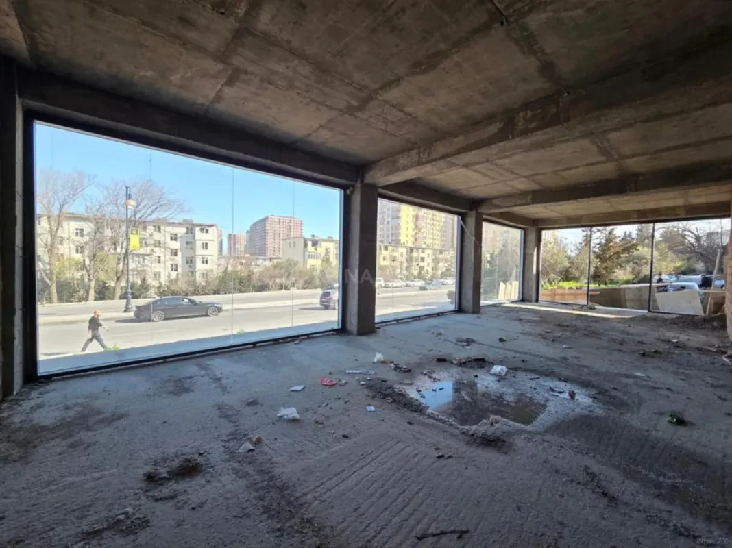 Kirayə verilir obyekt 262 m²