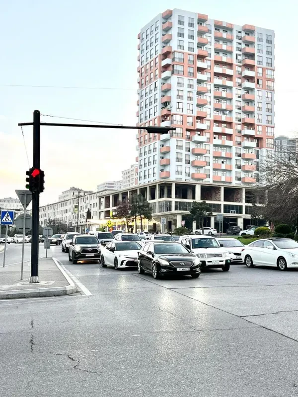 Kirayə verilir obyekt 262 m²
