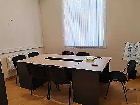 Kirayə verilir 1 otaqlı ofis 30 m²