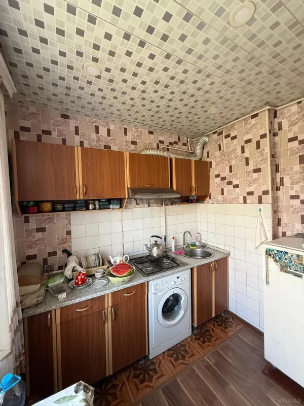 Kirayə verilir 2 otaqlı mənzil 60 m²