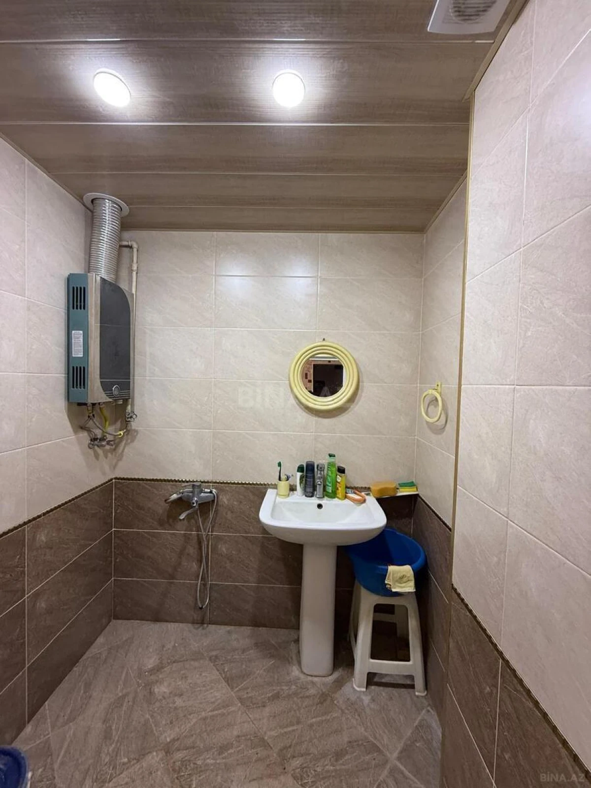 Kirayə verilir 2 otaqlı mənzil 60 m²