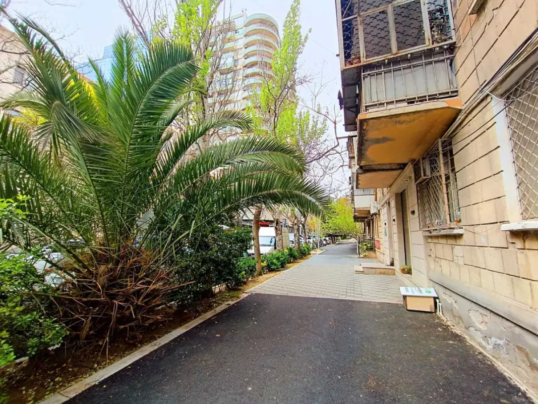 Satılır 2 otaqlı mənzil 60 m²