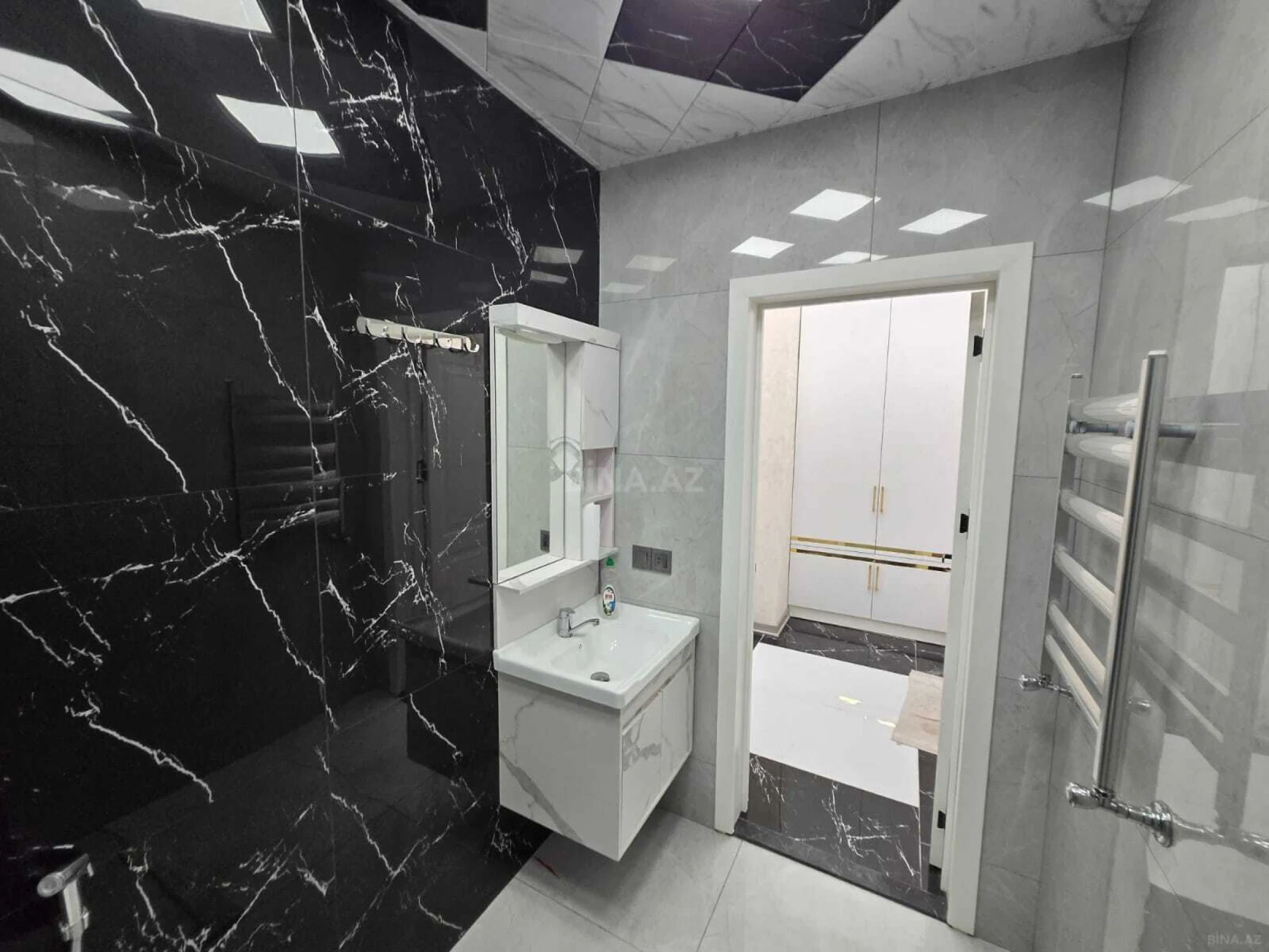 Satılır 3 otaqlı mənzil 65 m²