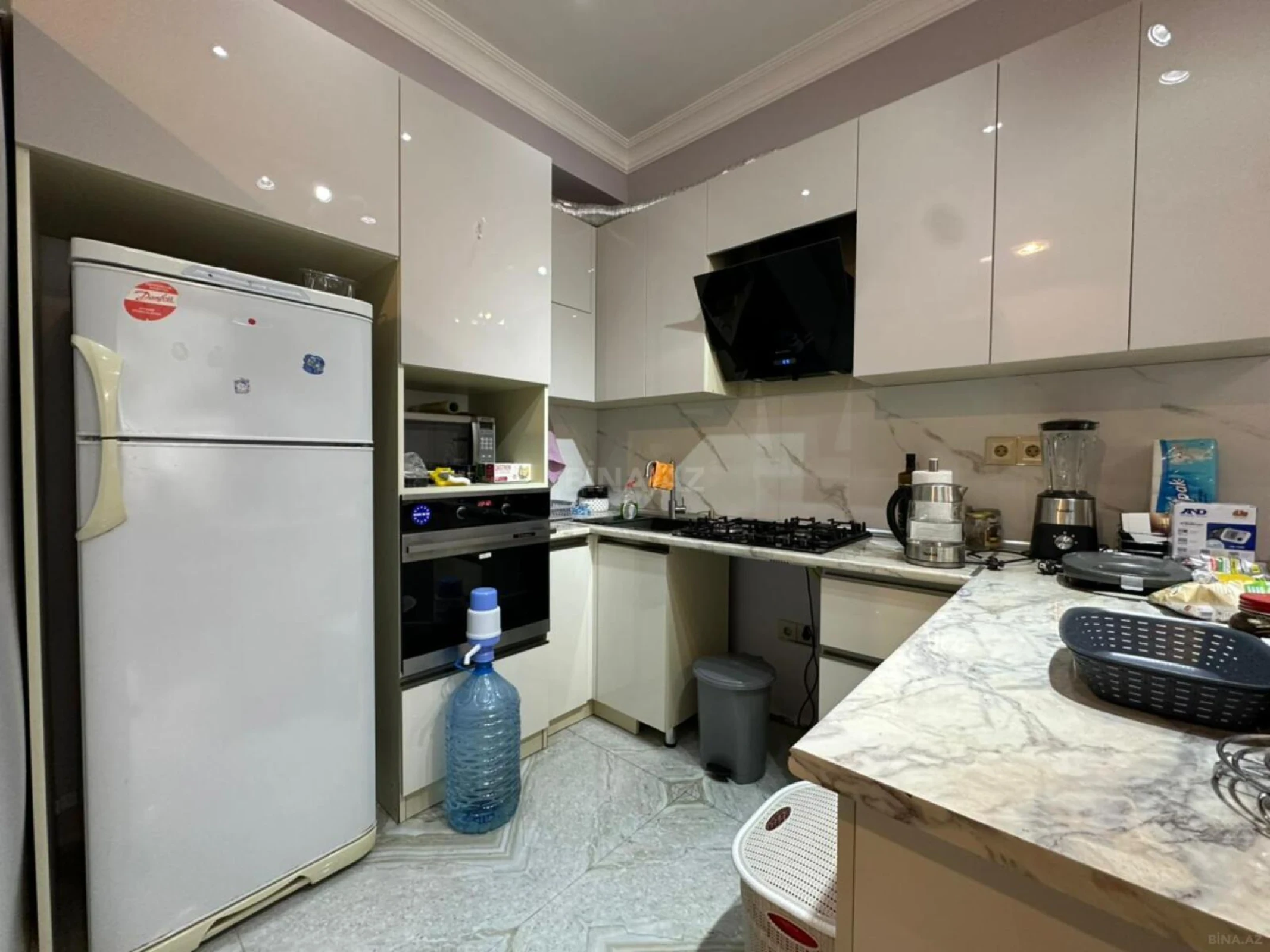 Satılır 2 otaqlı mənzil 50 m²