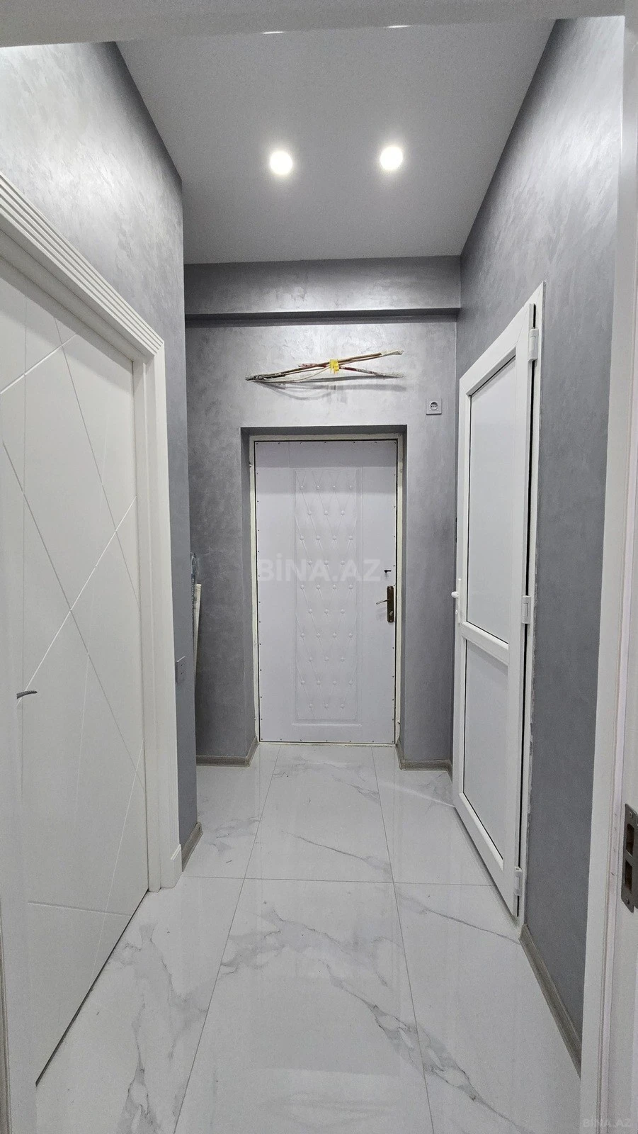 Satılır 2 otaqlı mənzil 53 m²