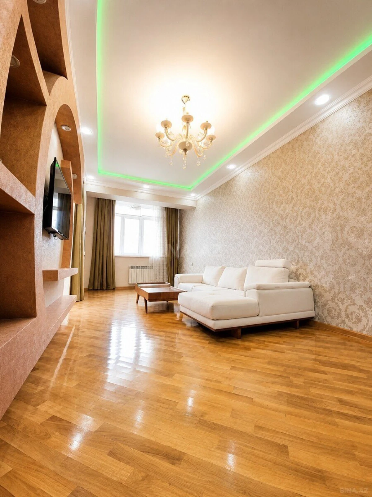 Satılır 2 otaqlı mənzil 90 m²