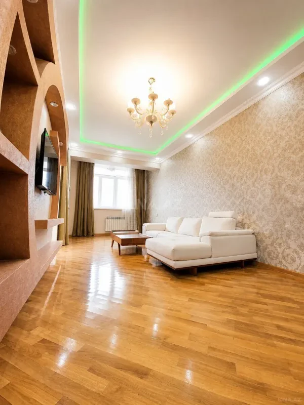 Satılır 2 otaqlı mənzil 90 m²