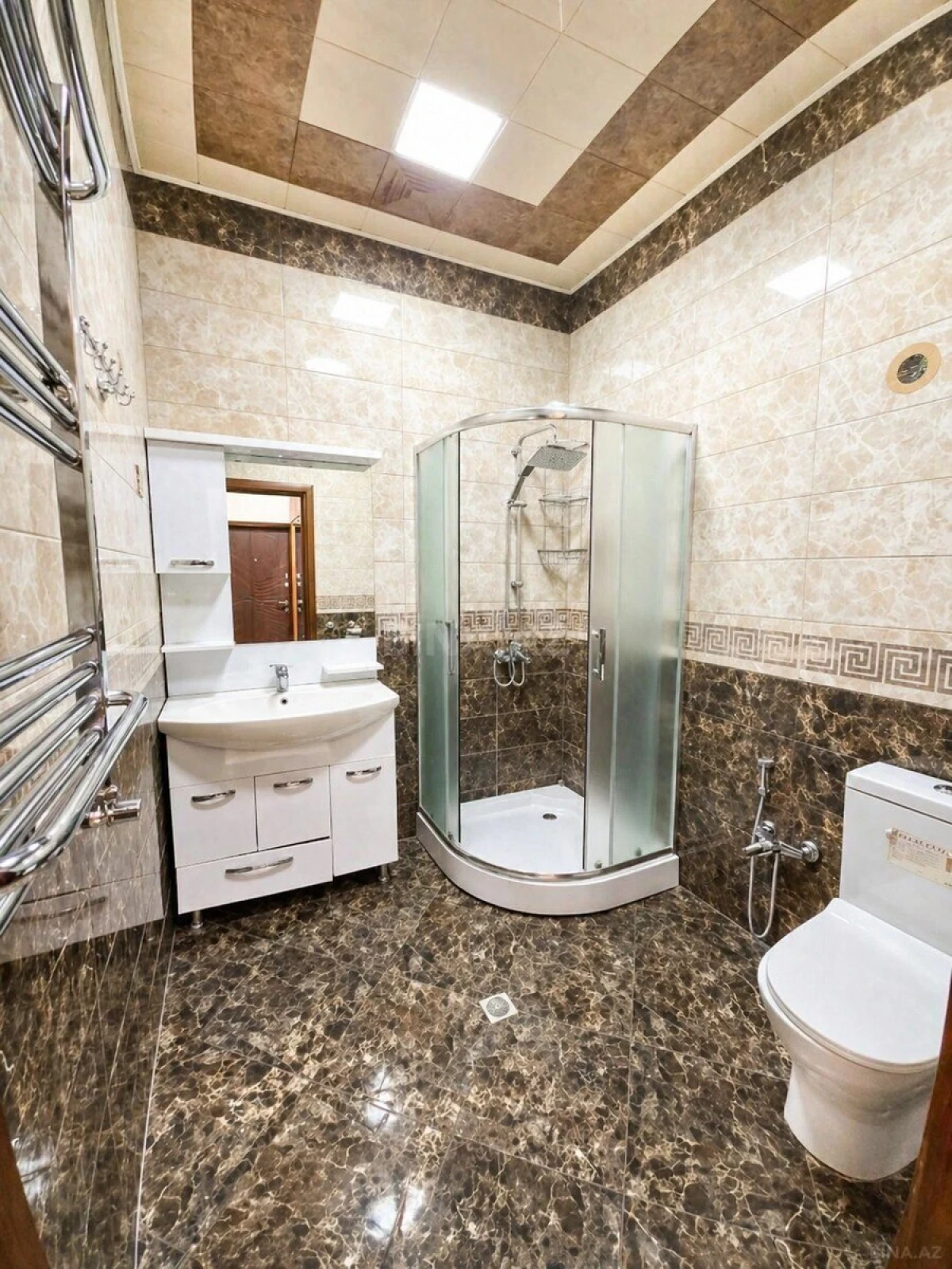 Satılır 2 otaqlı mənzil 90 m²