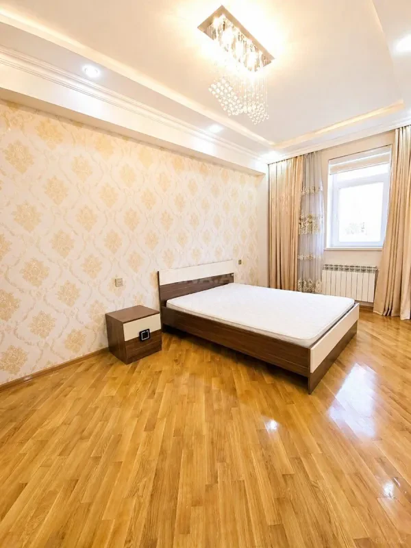 Satılır 2 otaqlı mənzil 90 m²