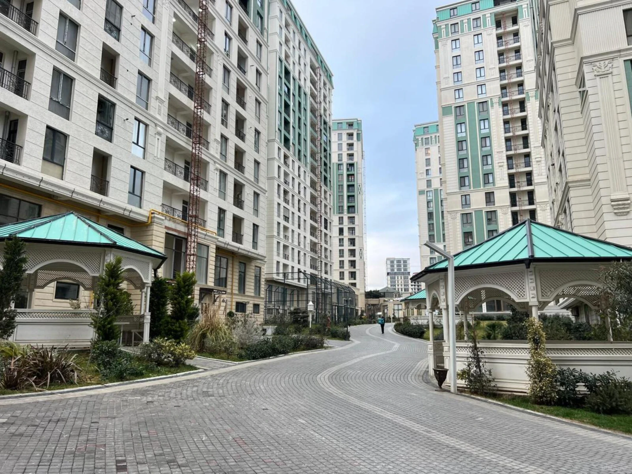 Kirayə verilir 2 otaqlı mənzil 65 m²