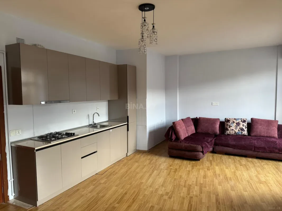 Satılır 3 otaqlı mənzil 125 m²