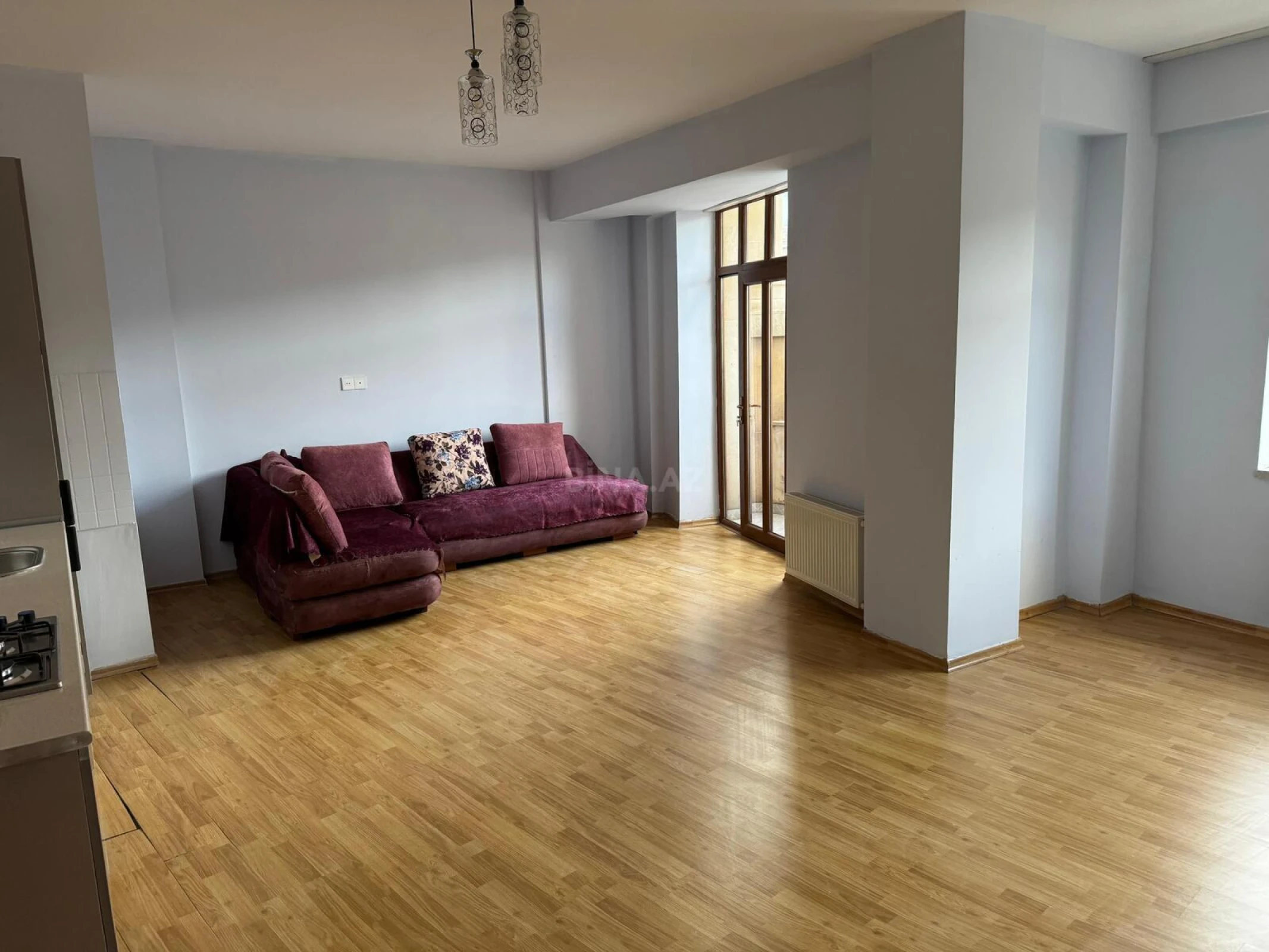 Satılır 3 otaqlı mənzil 125 m²