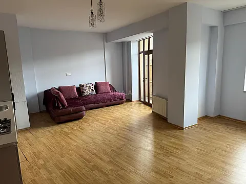 Satılır 3 otaqlı mənzil 125 m²