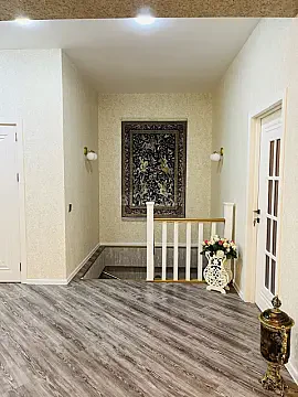 Satılır 4 otaqlı mənzil 200 m²