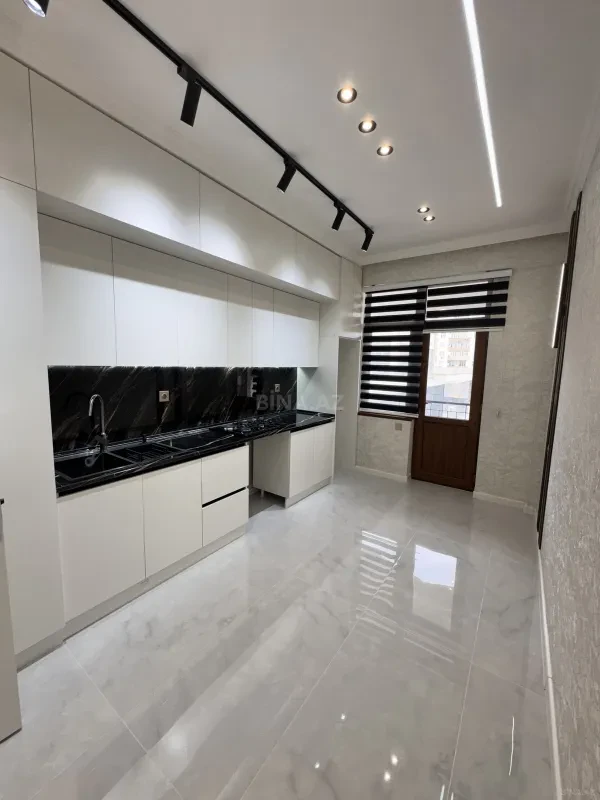 Satılır 3 otaqlı mənzil 100 m²