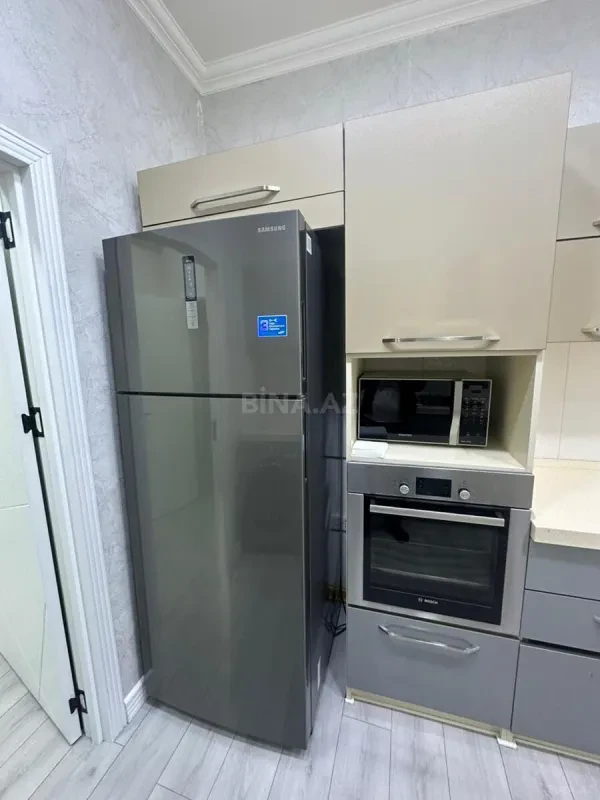 Kirayə verilir 3 otaqlı mənzil 110 m²