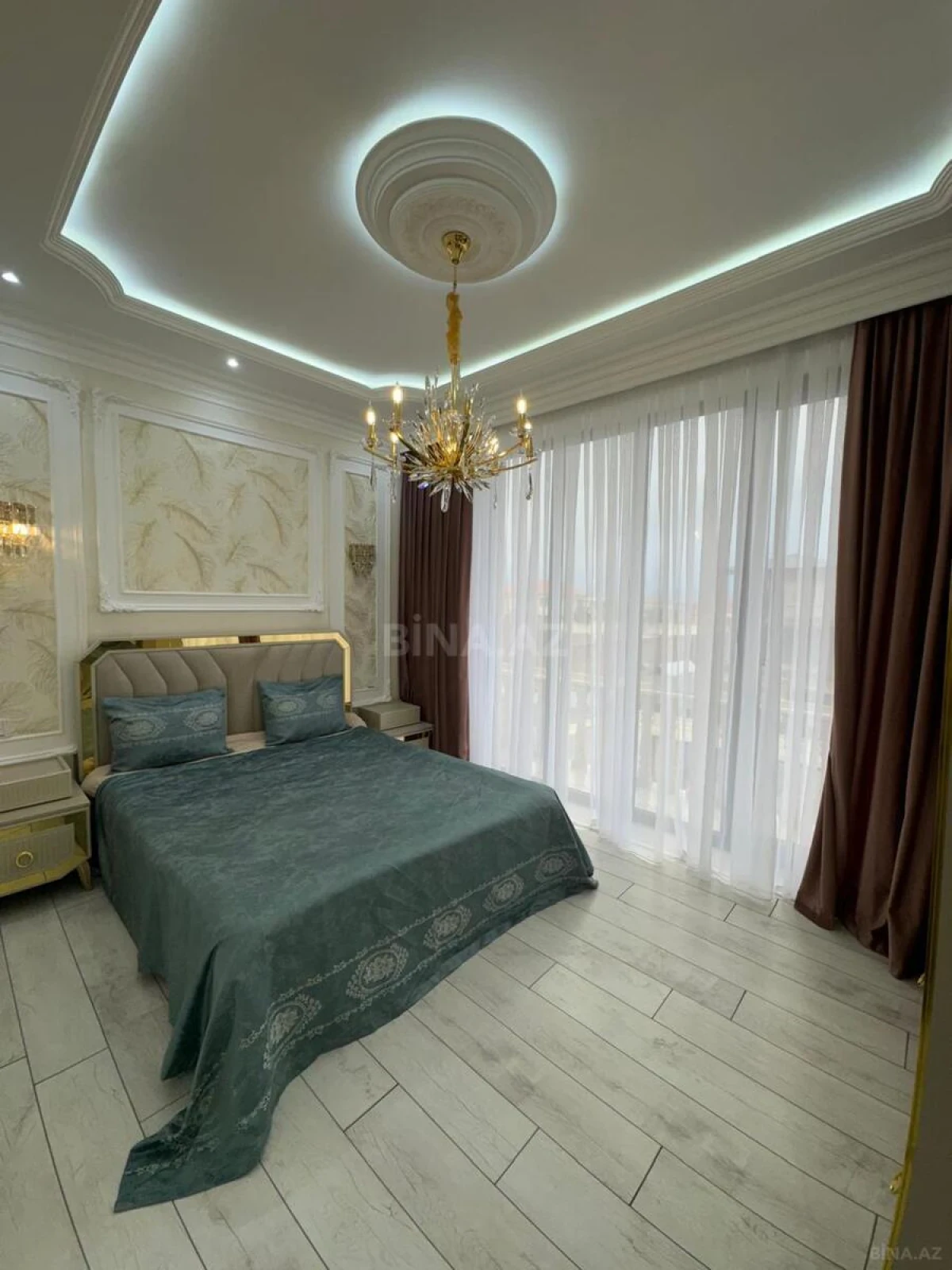 Kirayə verilir 6 otaqlı həyət evi 250 m²