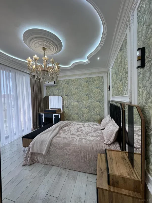 Kirayə verilir 6 otaqlı həyət evi 250 m²