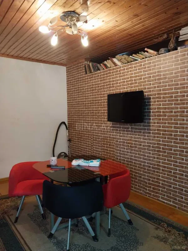 Kirayə verilir 2 otaqlı həyət evi 45 m²