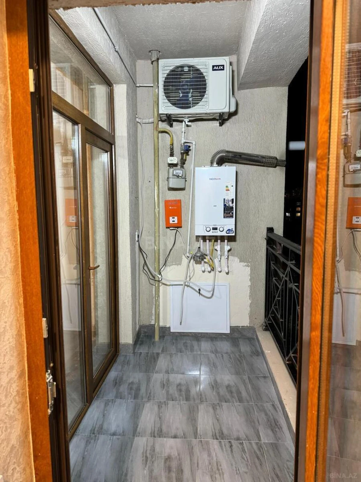 Kirayə verilir 2 otaqlı mənzil 100 m²