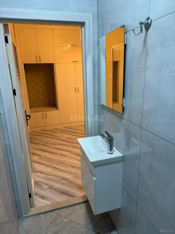 Kirayə verilir 2 otaqlı mənzil 100 m²