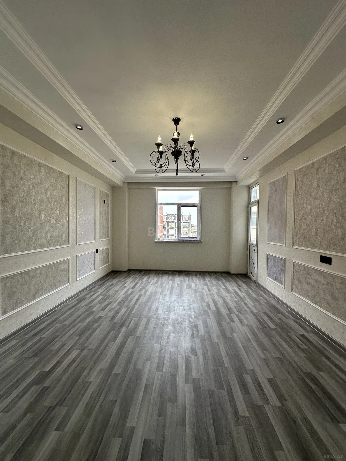 Satılır 3 otaqlı mənzil 83 m²