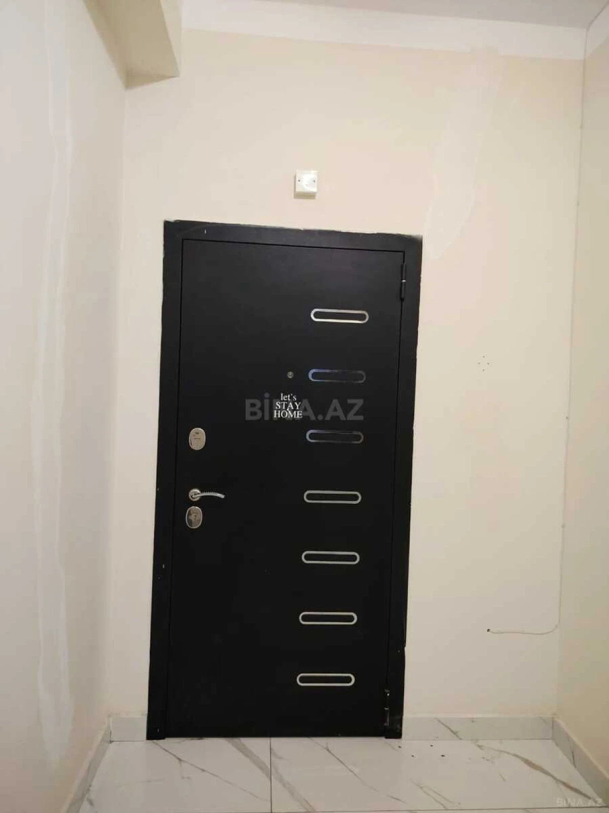 Kirayə verilir 3 otaqlı mənzil 105 m²