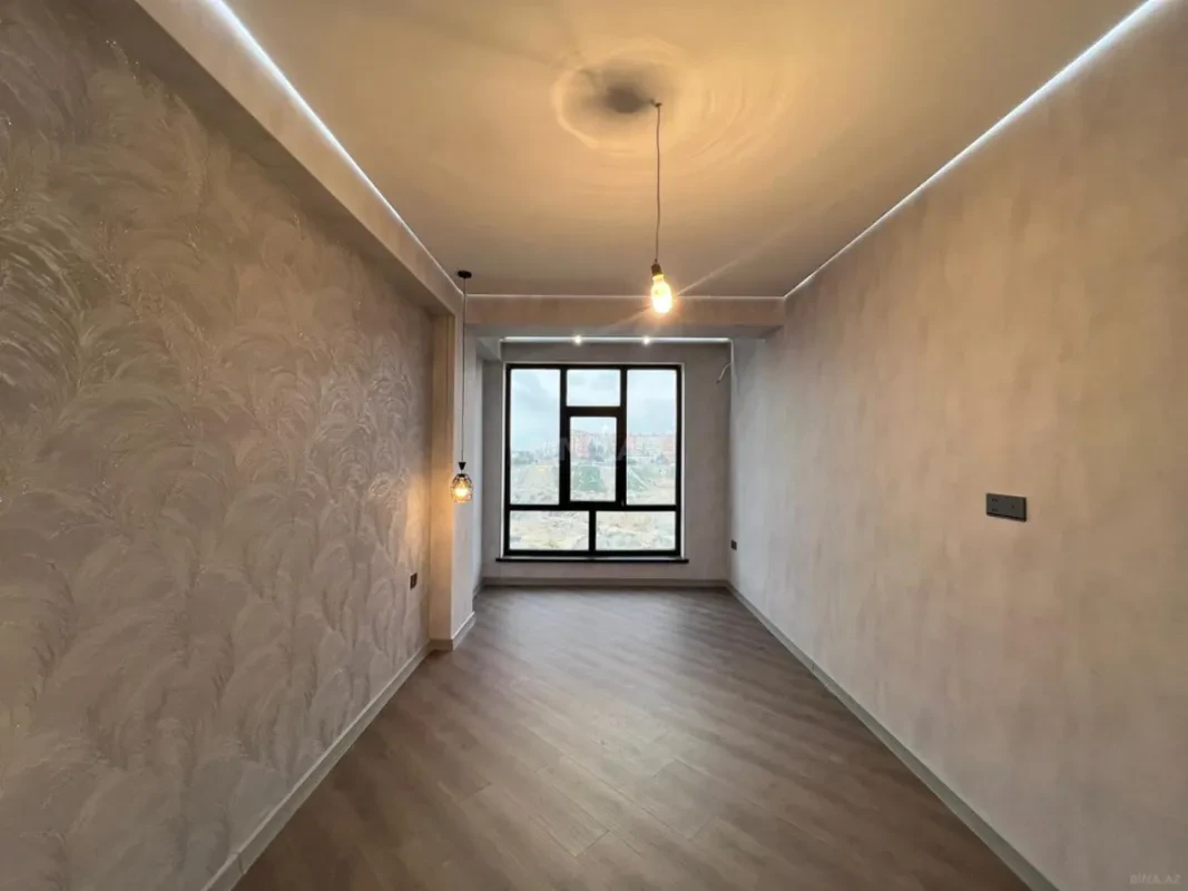 Satılır 3 otaqlı mənzil 98 m²