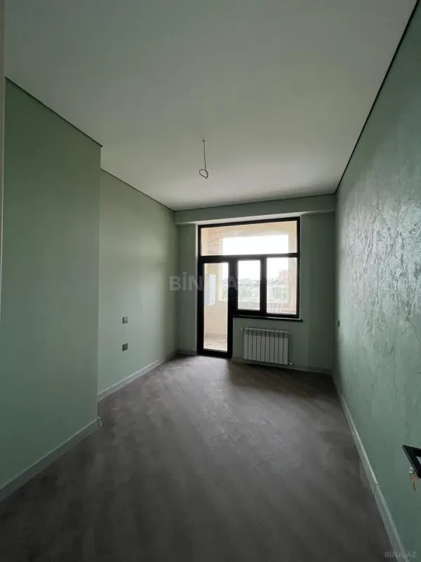 Satılır 3 otaqlı mənzil 98 m²