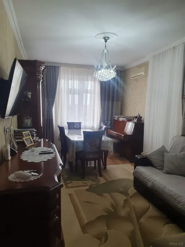 Satılır 2 otaqlı mənzil 60 m²