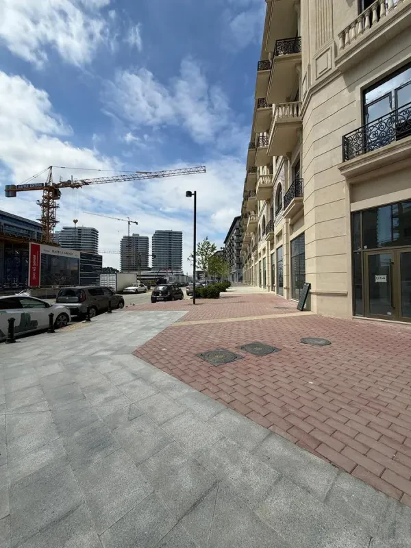 Kirayə verilir obyekt 156 m²