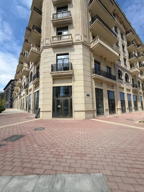 Kirayə verilir obyekt 156 m²
