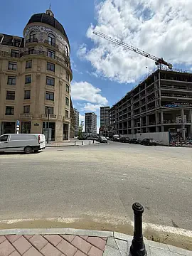 Kirayə verilir obyekt 156 m²