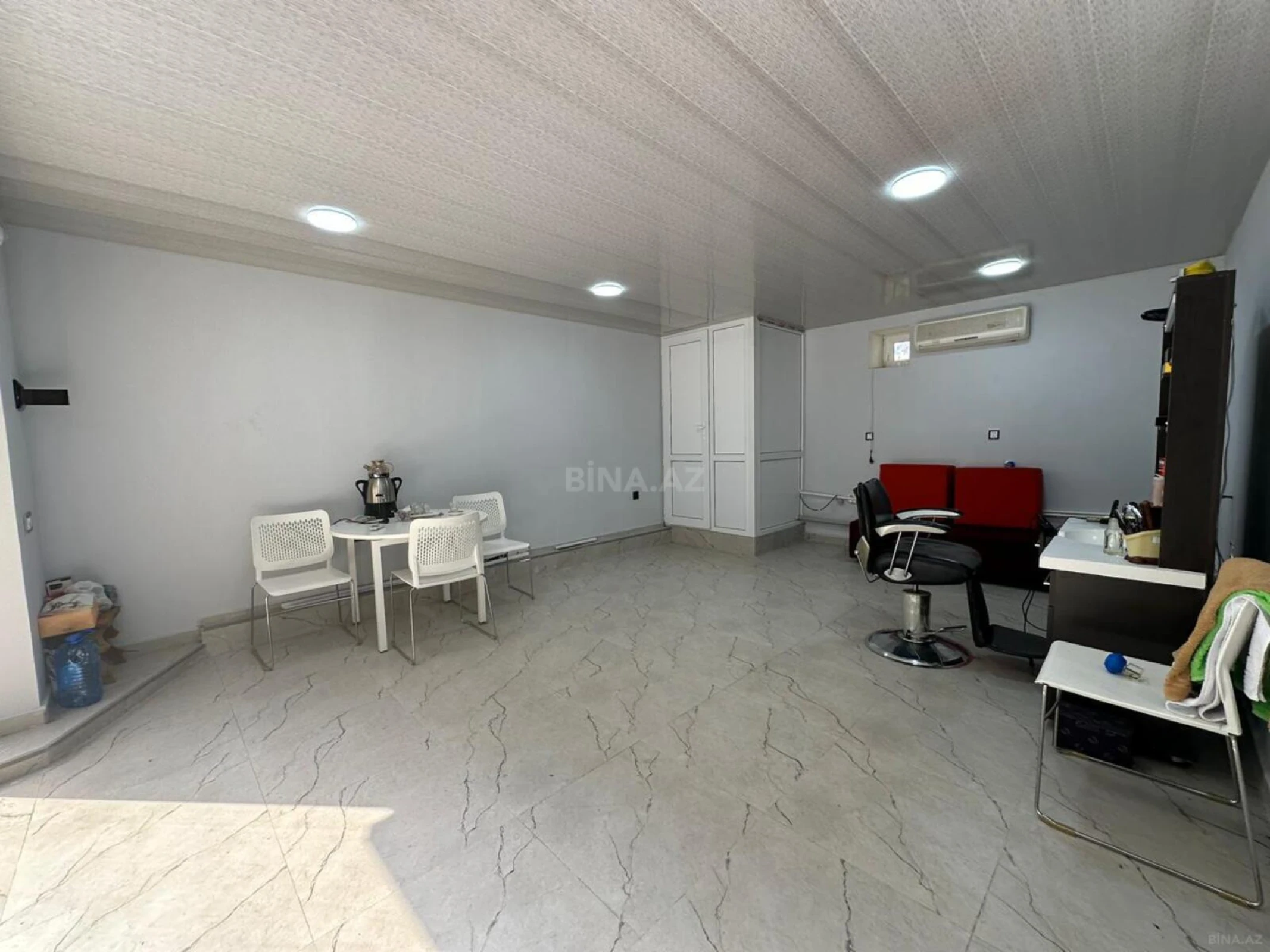 Satılır obyekt 35 m²