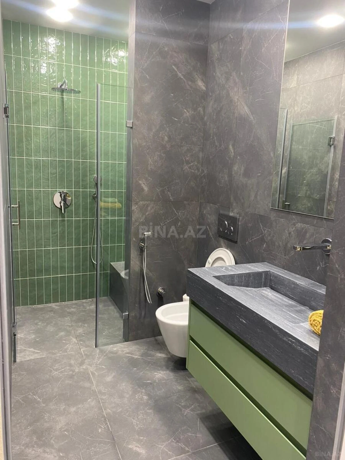 Kirayə verilir 2 otaqlı mənzil 75 m²