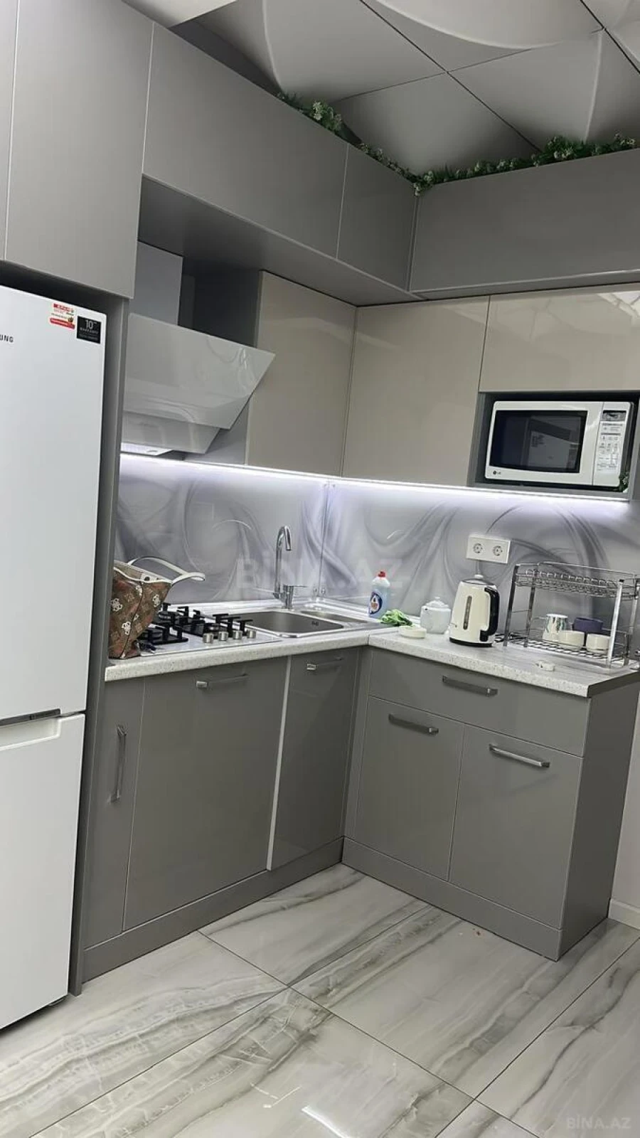 Kirayə verilir 2 otaqlı mənzil 52 m²