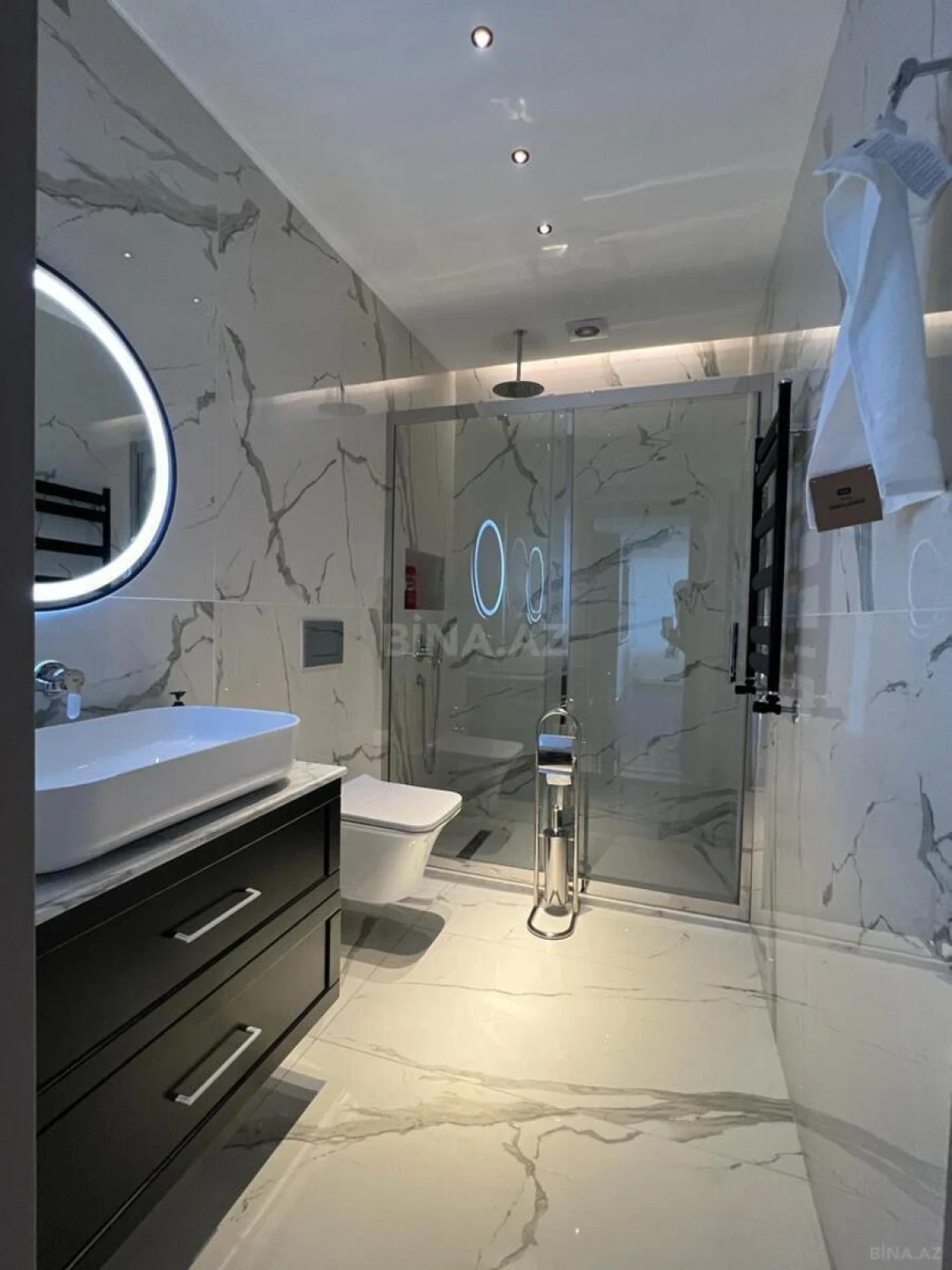 Kirayə verilir 2 otaqlı mənzil 52 m²