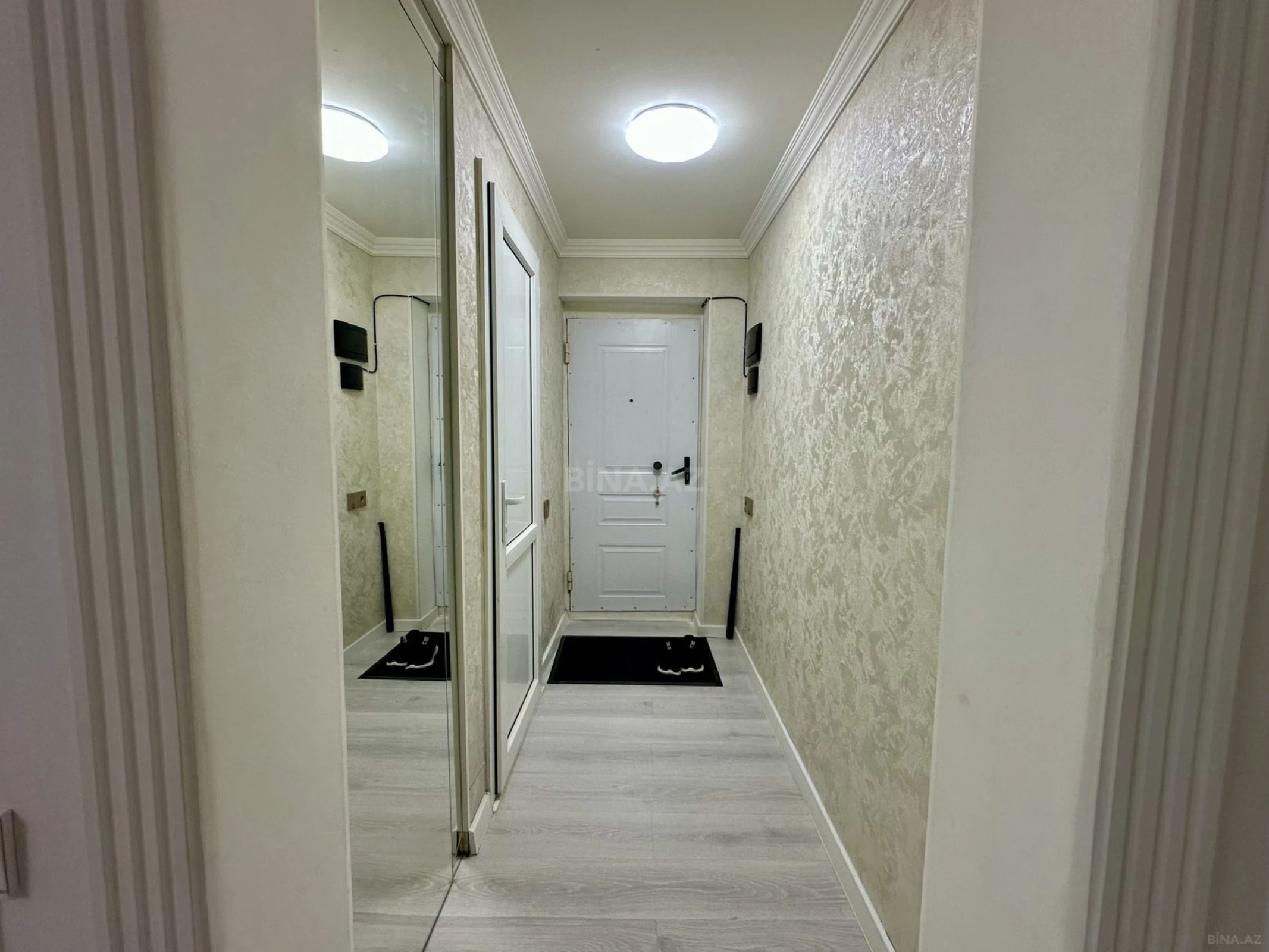 Satılır 2 otaqlı mənzil 43.6 m²