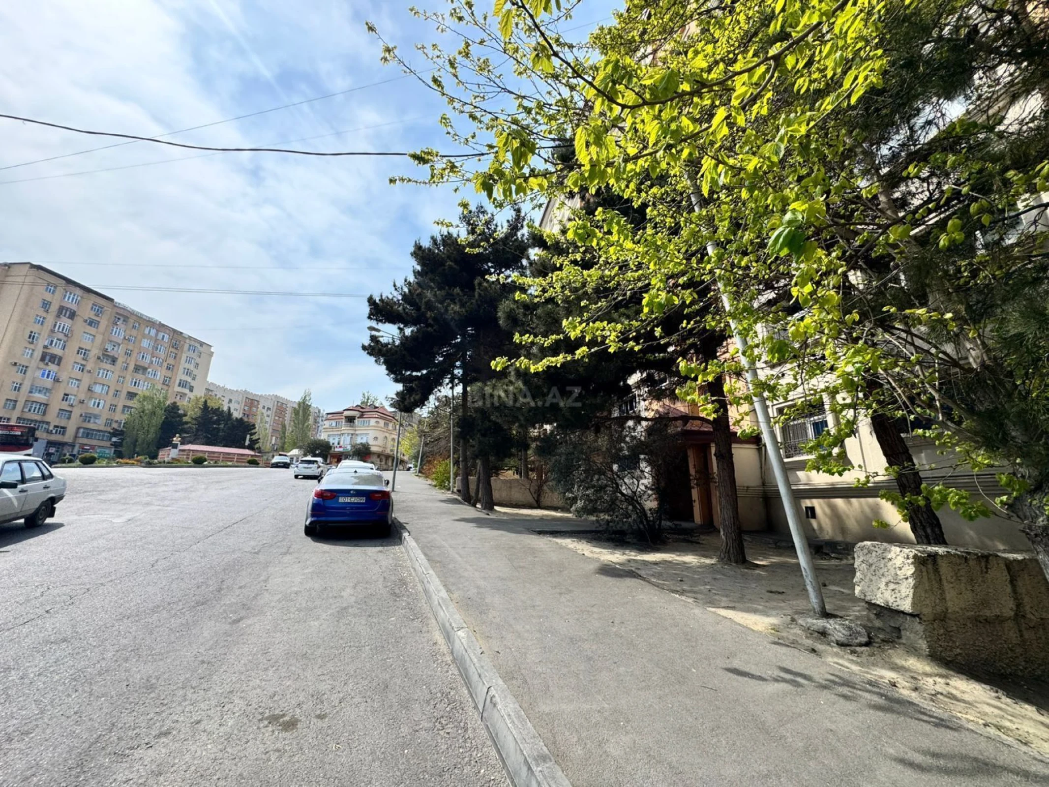 Satılır 3 otaqlı mənzil 90 m²