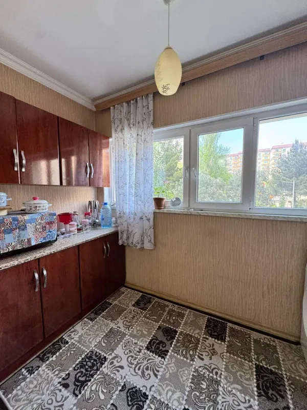 Satılır 3 otaqlı mənzil 90 m²