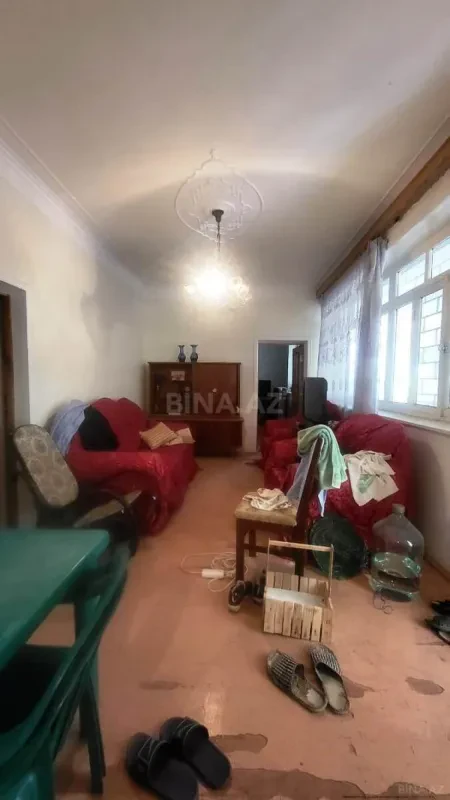 Satılır 5 otaqlı həyət evi 160 m²