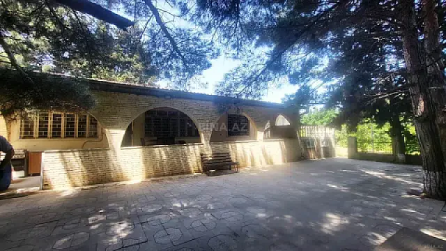 Satılır 5 otaqlı həyət evi 160 m²