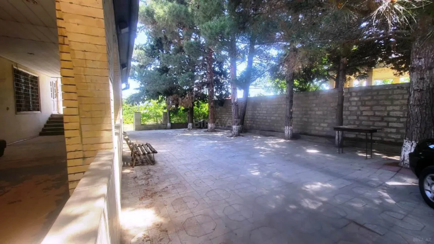 Satılır 5 otaqlı həyət evi 160 m²