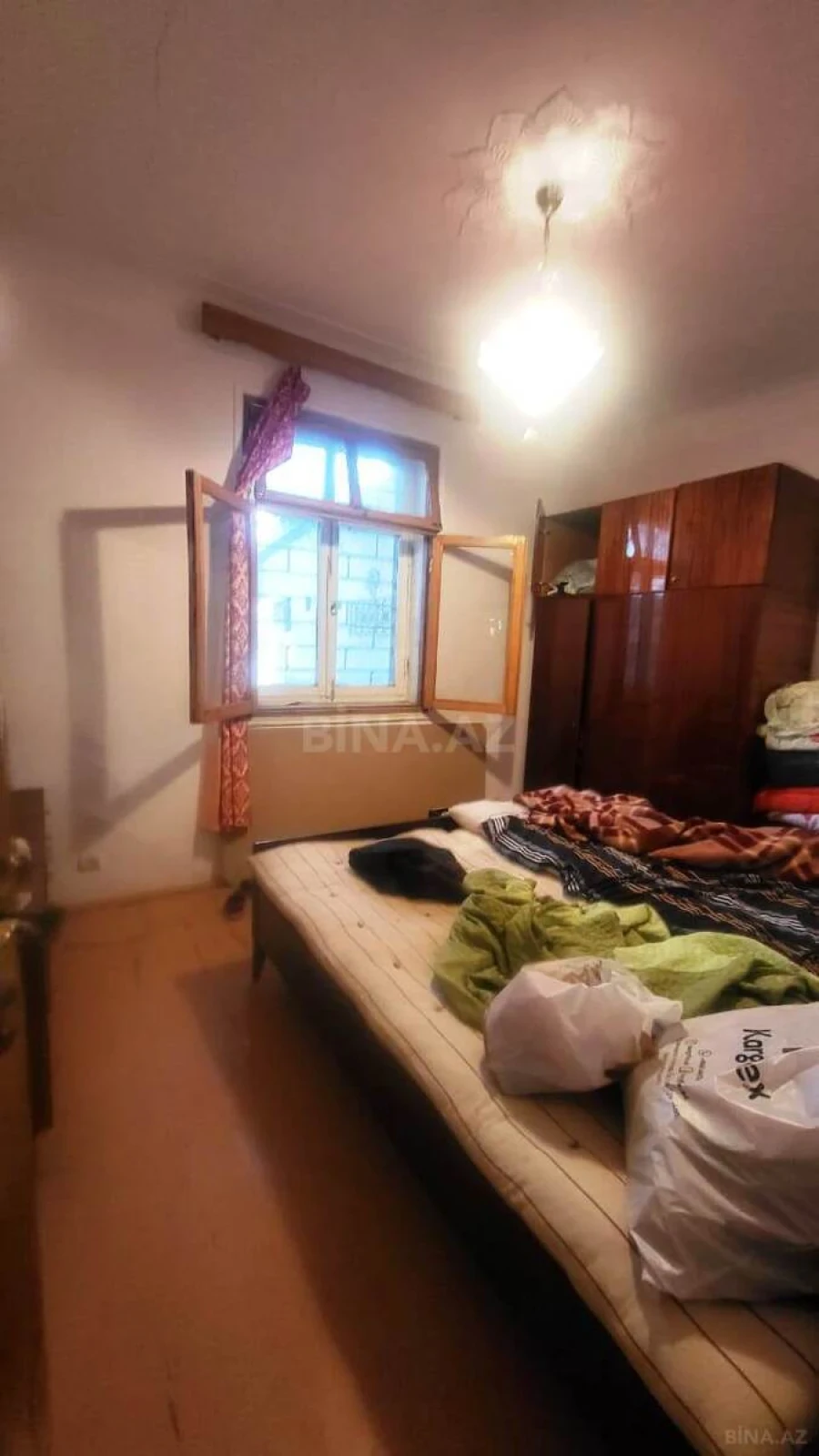 Satılır 5 otaqlı həyət evi 160 m²