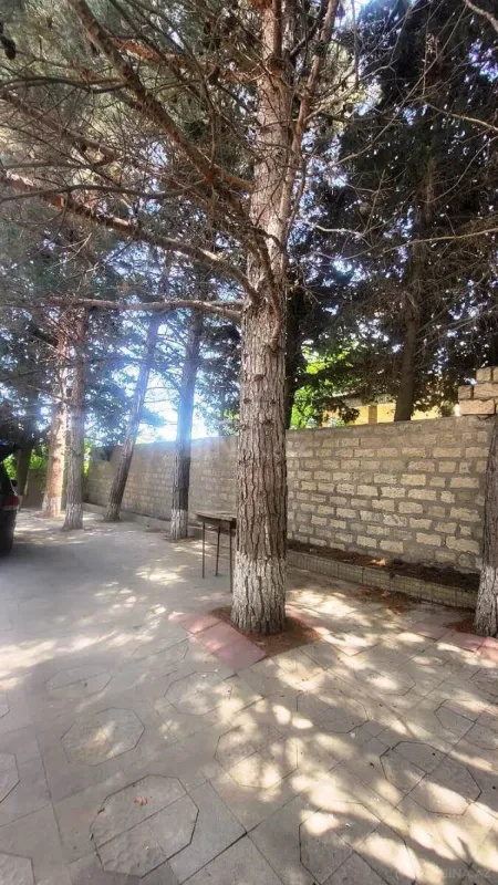 Satılır 5 otaqlı həyət evi 160 m²
